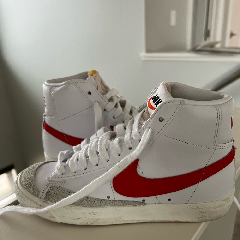 Red Nike blazers ❤️ - Picture 5 of 6